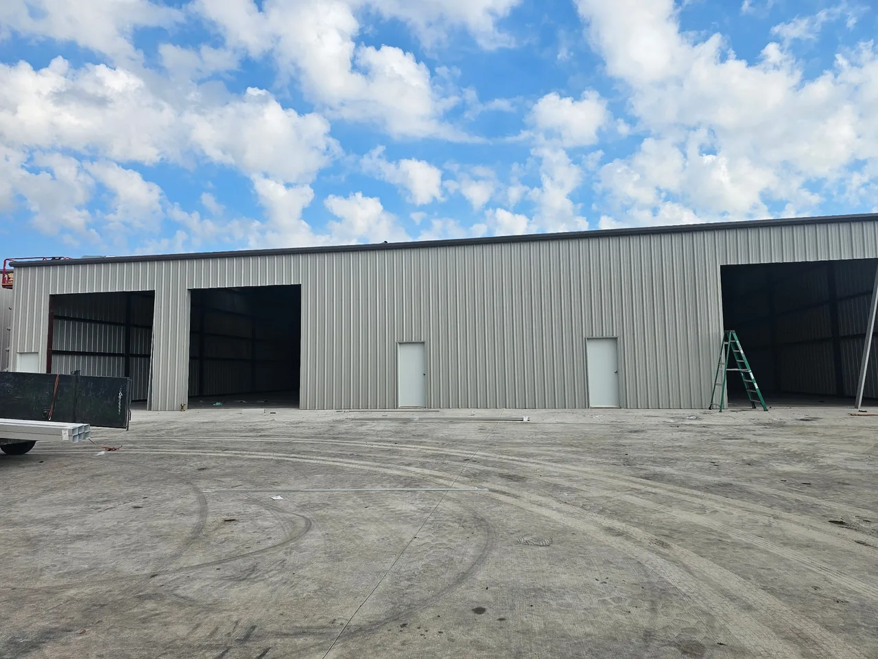 Commercial steel building context for San Antonio, Texas